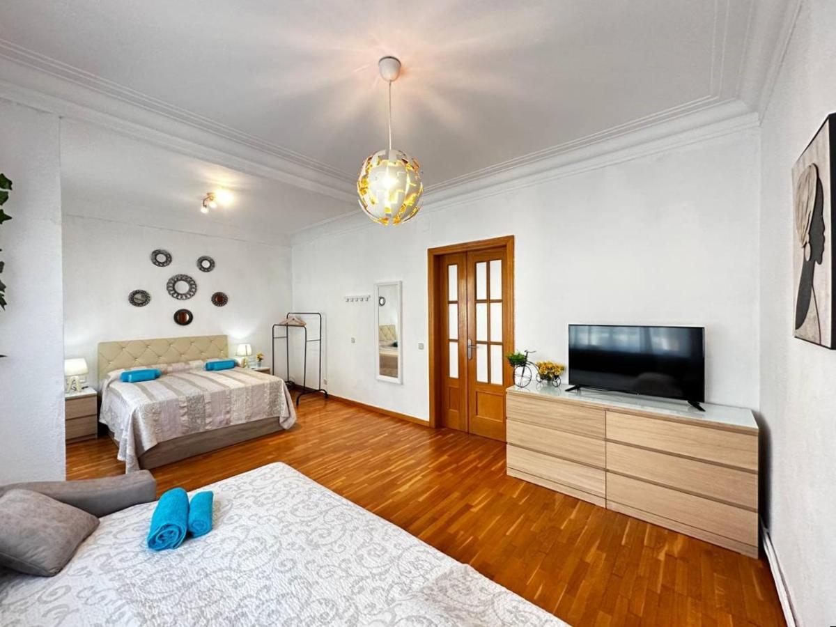 Habitaciones Acogedoras Barcelona Kültér fotó
