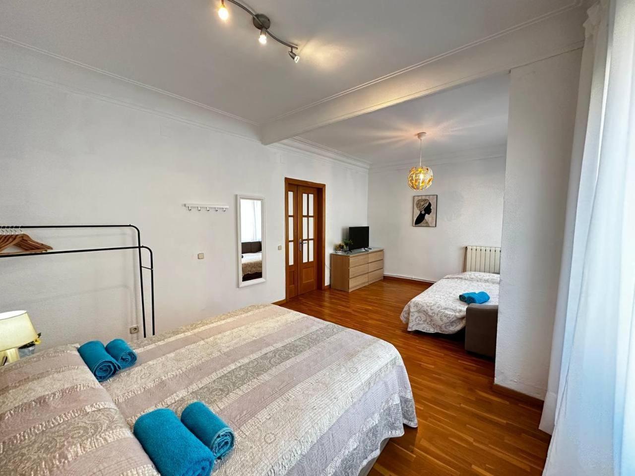 Habitaciones Acogedoras Barcelona Kültér fotó