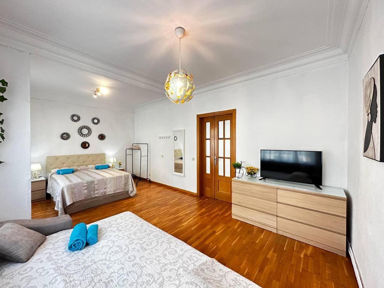 Habitaciones Acogedoras Barcelona Kültér fotó