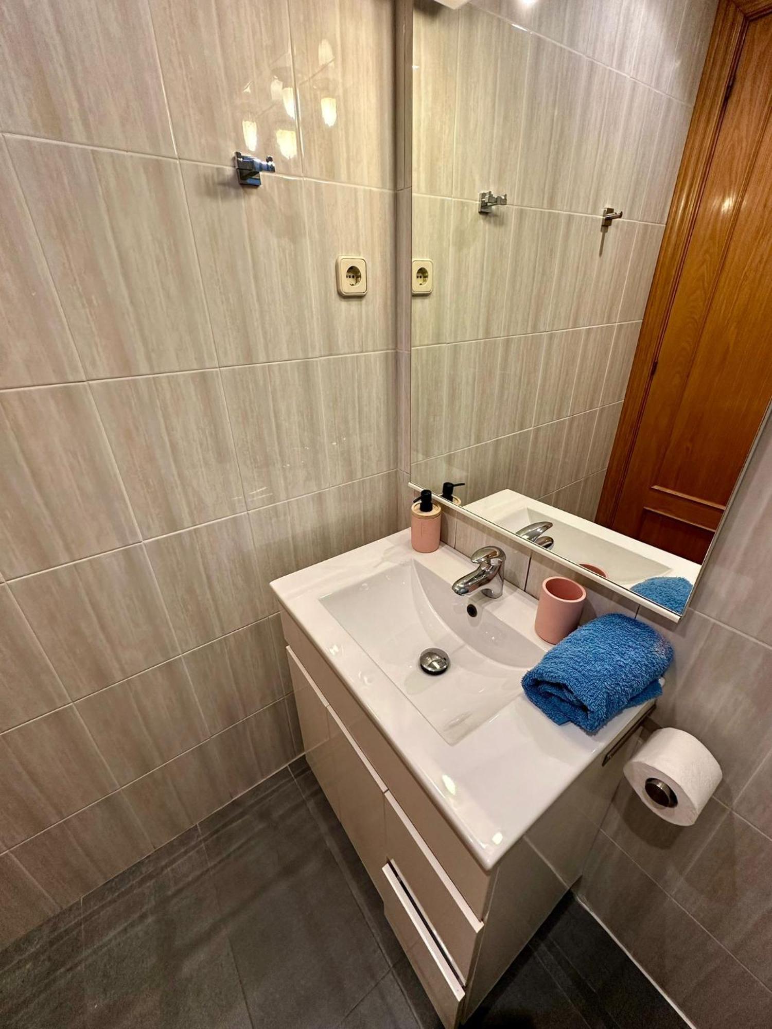Habitaciones Acogedoras Barcelona Kültér fotó